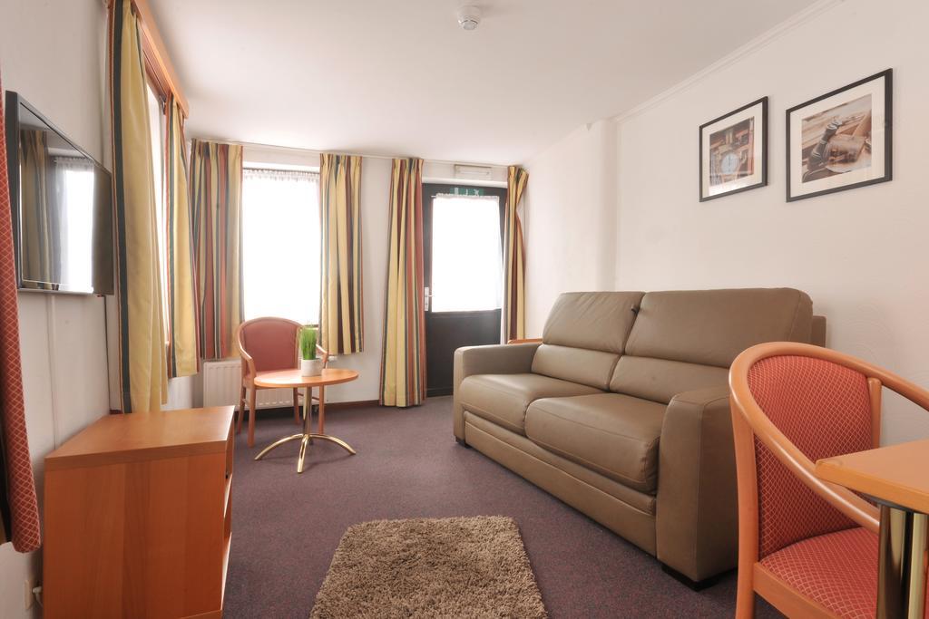 Hotel Du Perron Theux Szoba fotó
